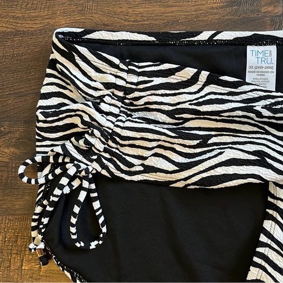 Time and Tru Women Plus Size Zebra Print Adjustable Side Tie Bikini Swim Bottom - Picture 6 of 10
